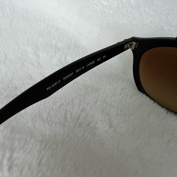 Ray Ban 4257 Gatsby Sunglasses in Red/Black - Picture 6 of 7